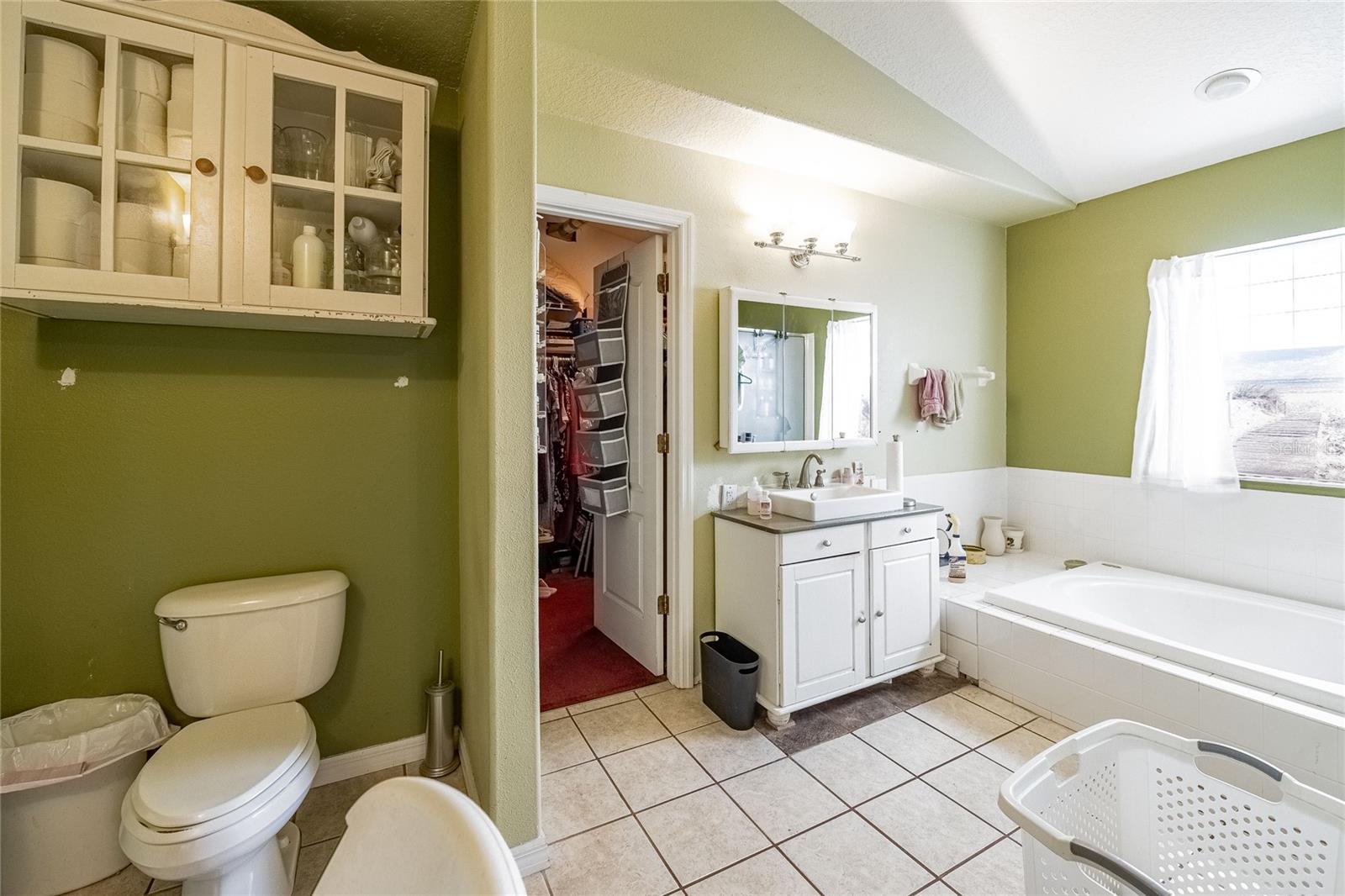 LAKE THOMAS WOODS SIXTH ADD - Residential