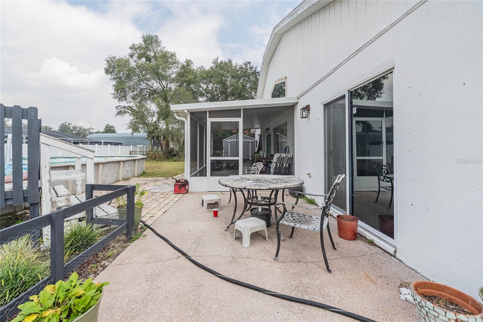 LAKE THOMAS WOODS SIXTH ADD - Residential