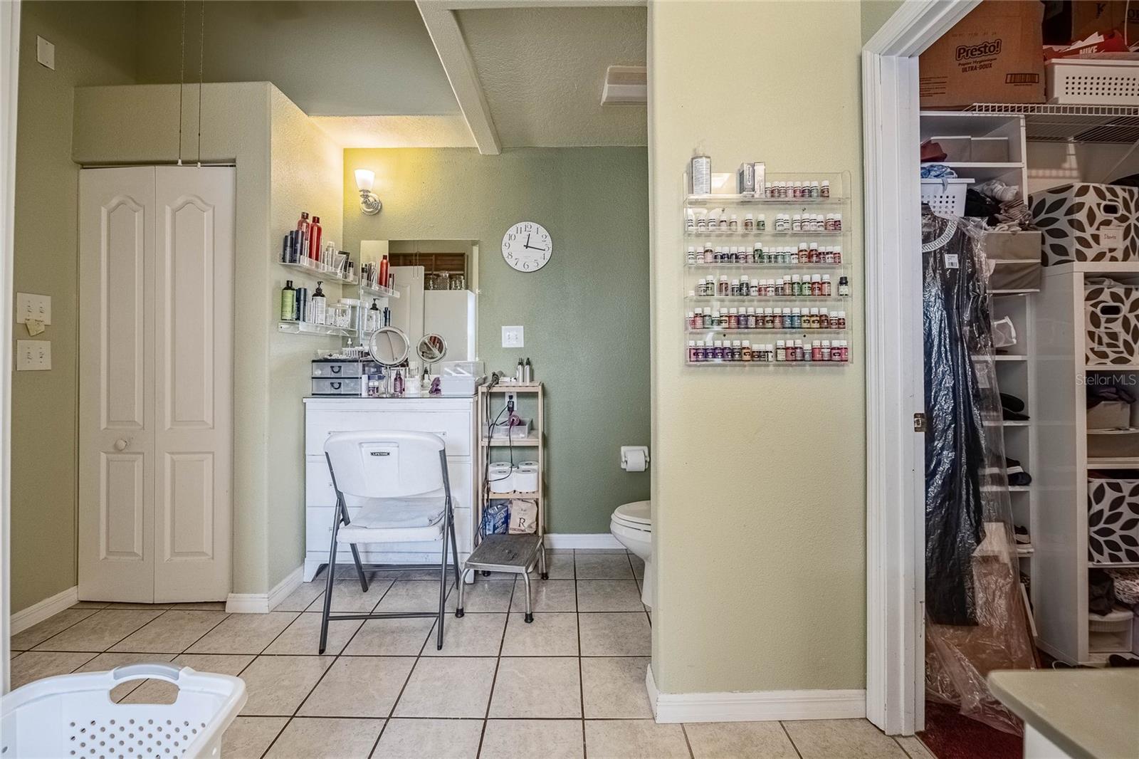 LAKE THOMAS WOODS SIXTH ADD - Residential