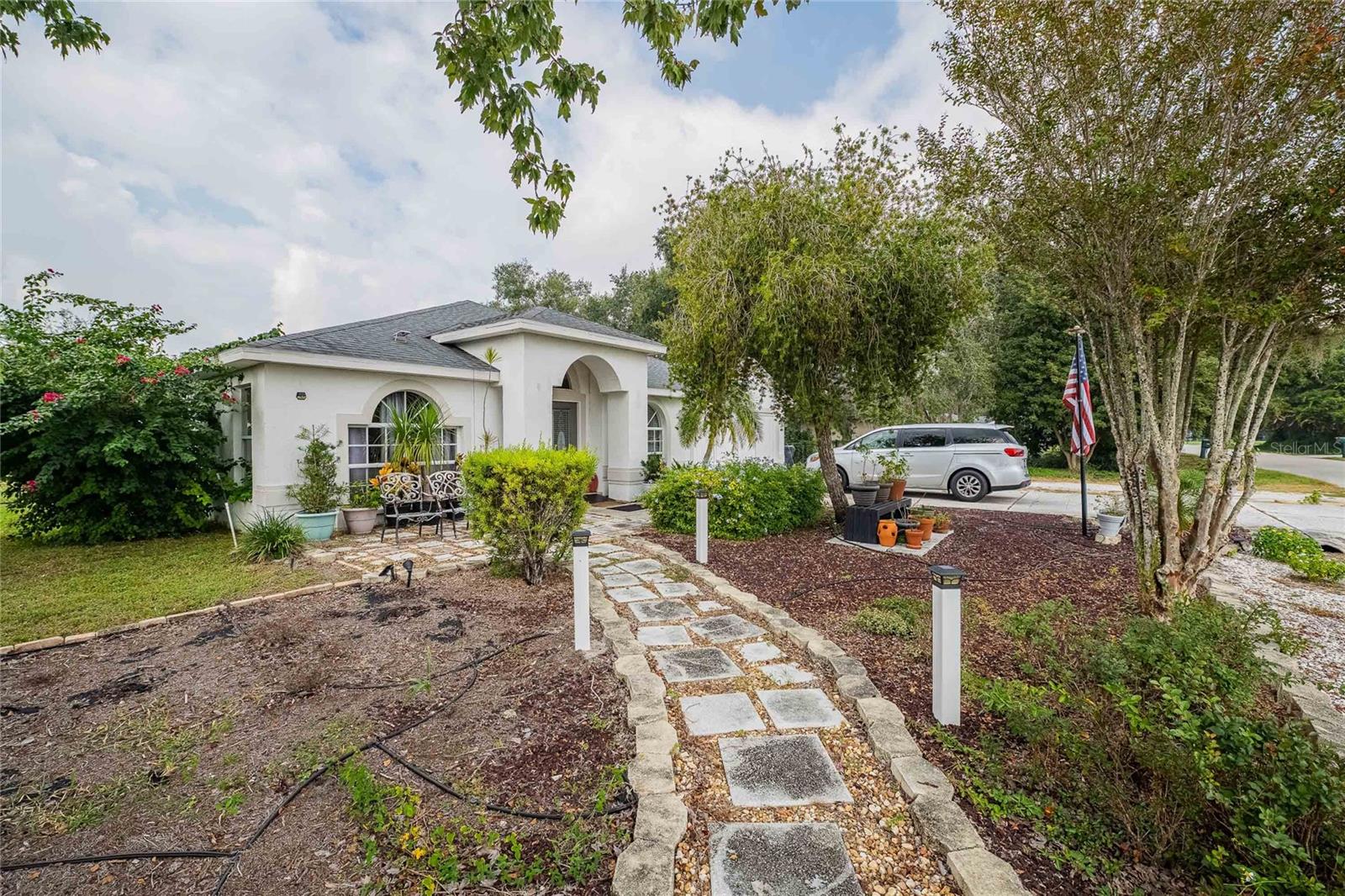 LAKE THOMAS WOODS SIXTH ADD - Residential