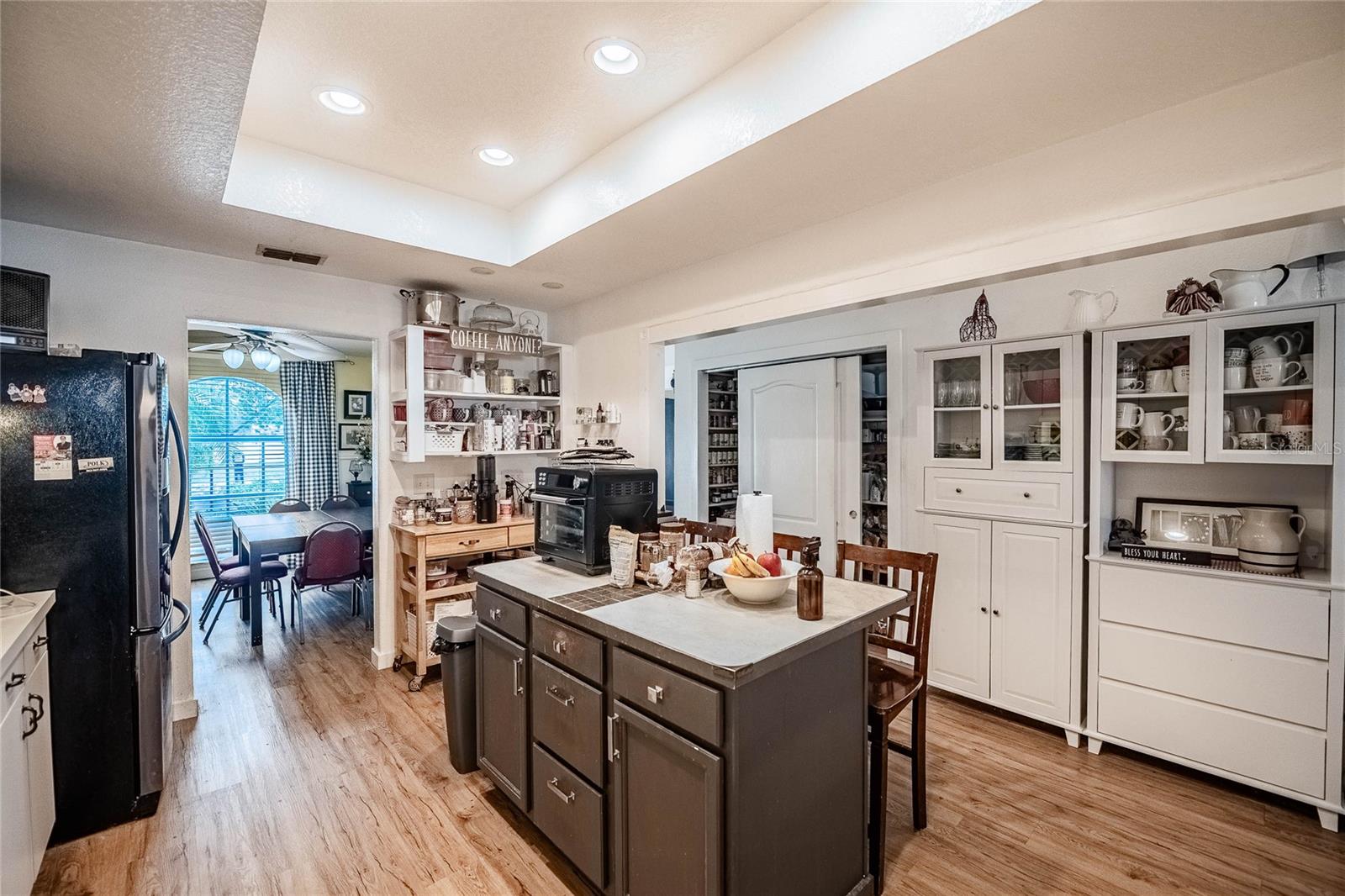 LAKE THOMAS WOODS SIXTH ADD - Residential