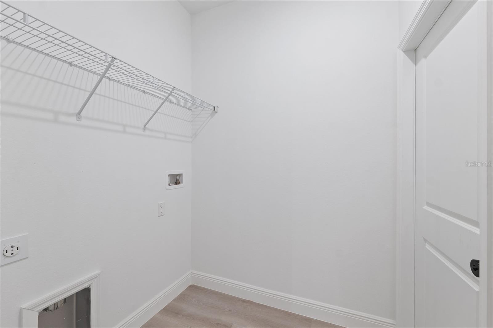 MARION OAKS UN 10 - Residential Lease