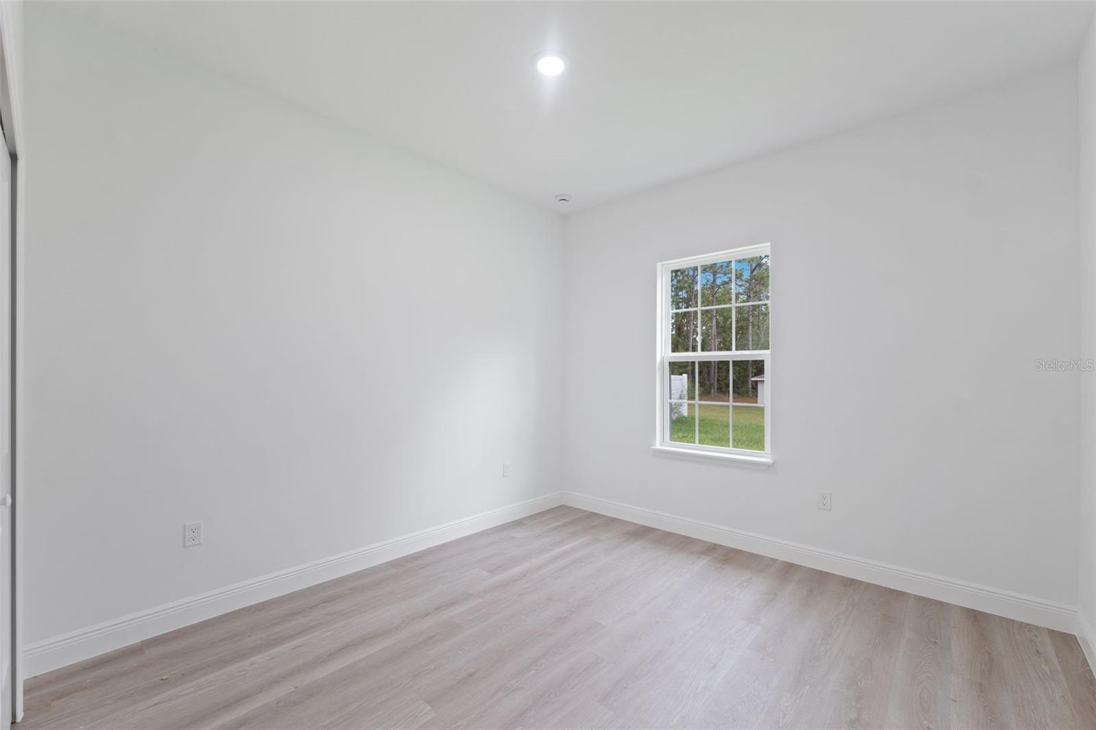 MARION OAKS UN 10 - Residential Lease