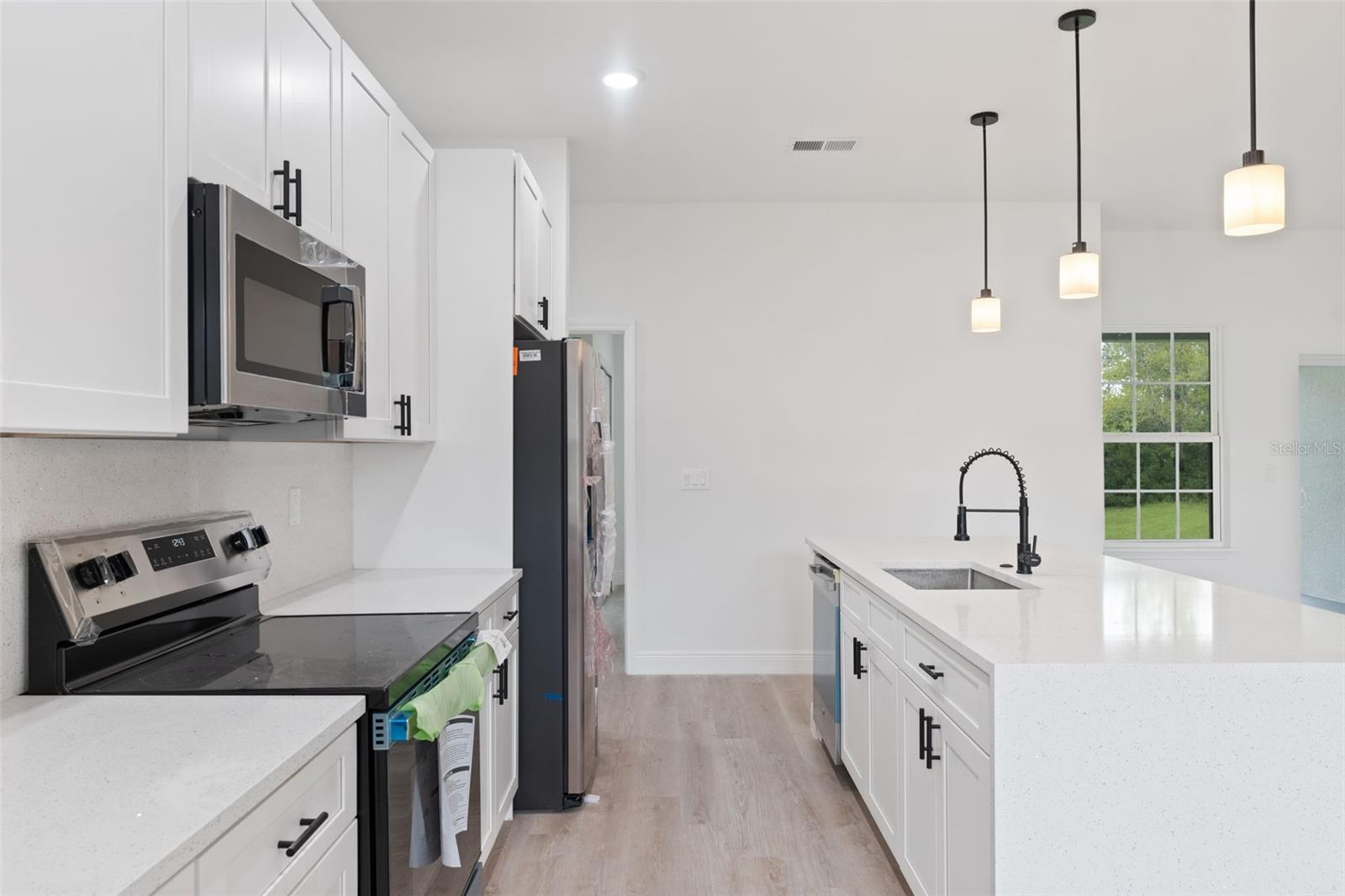 MARION OAKS UN 10 - Residential Lease