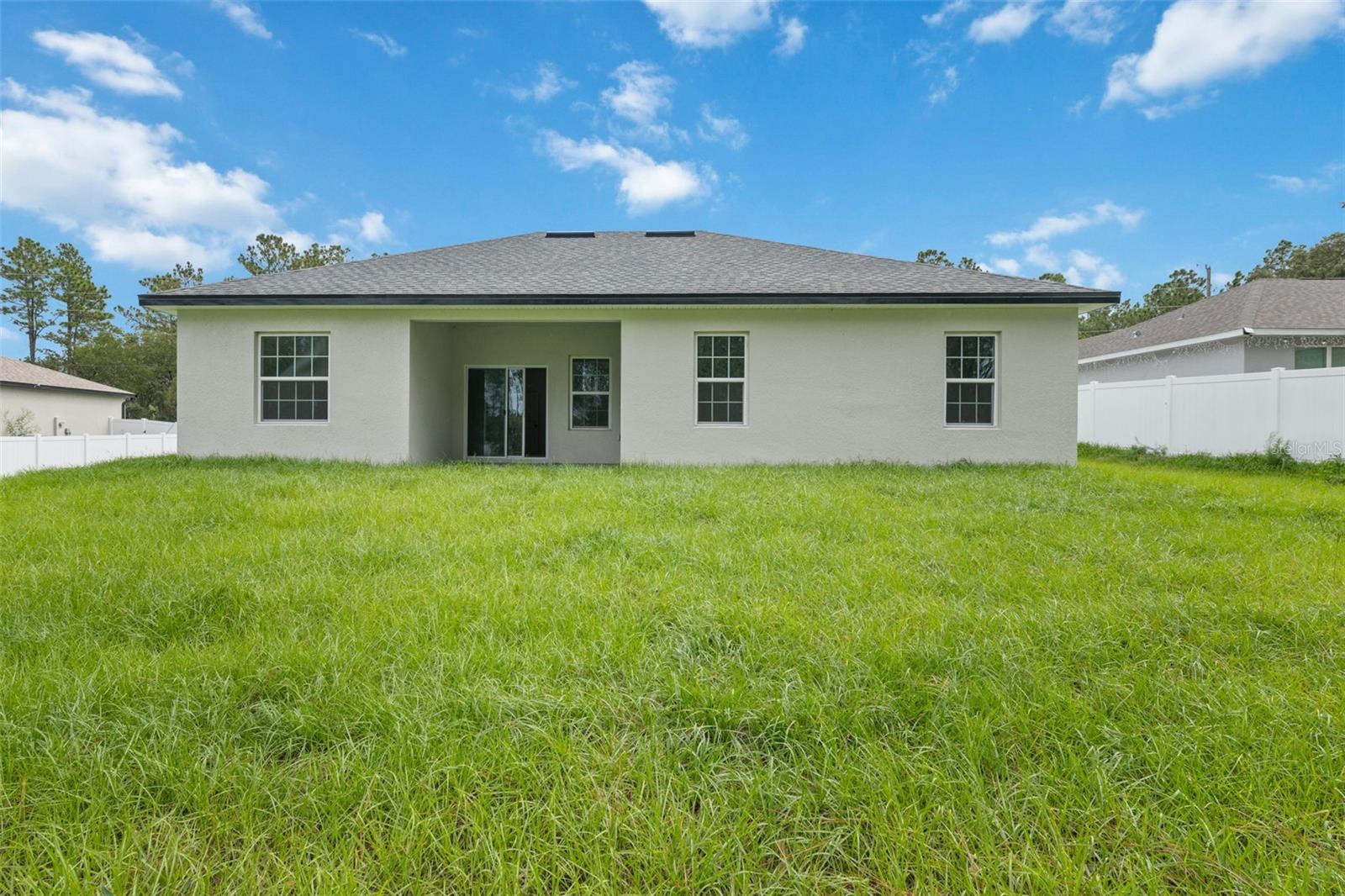 MARION OAKS UN 10 - Residential Lease