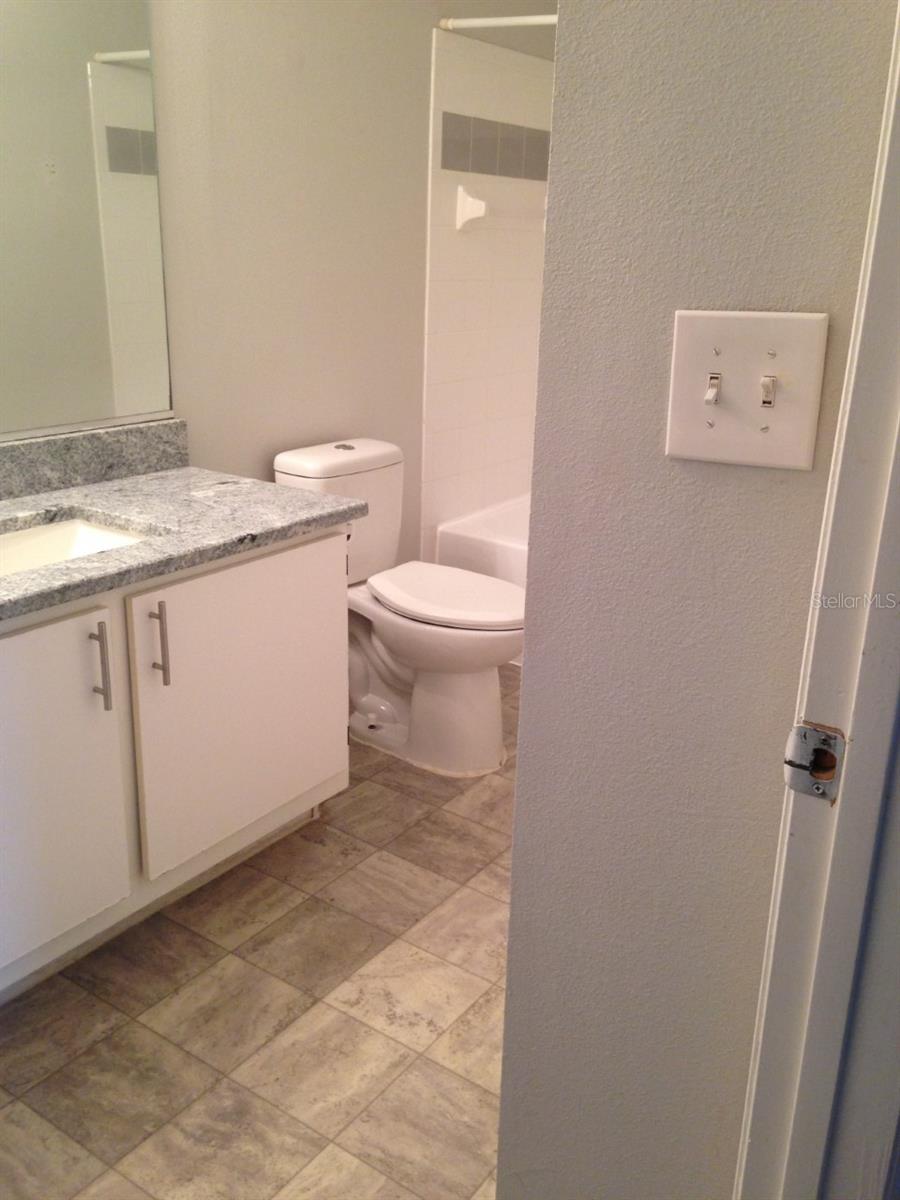 THE PINNACLE AT CARROLLWOOD A - Residential Lease