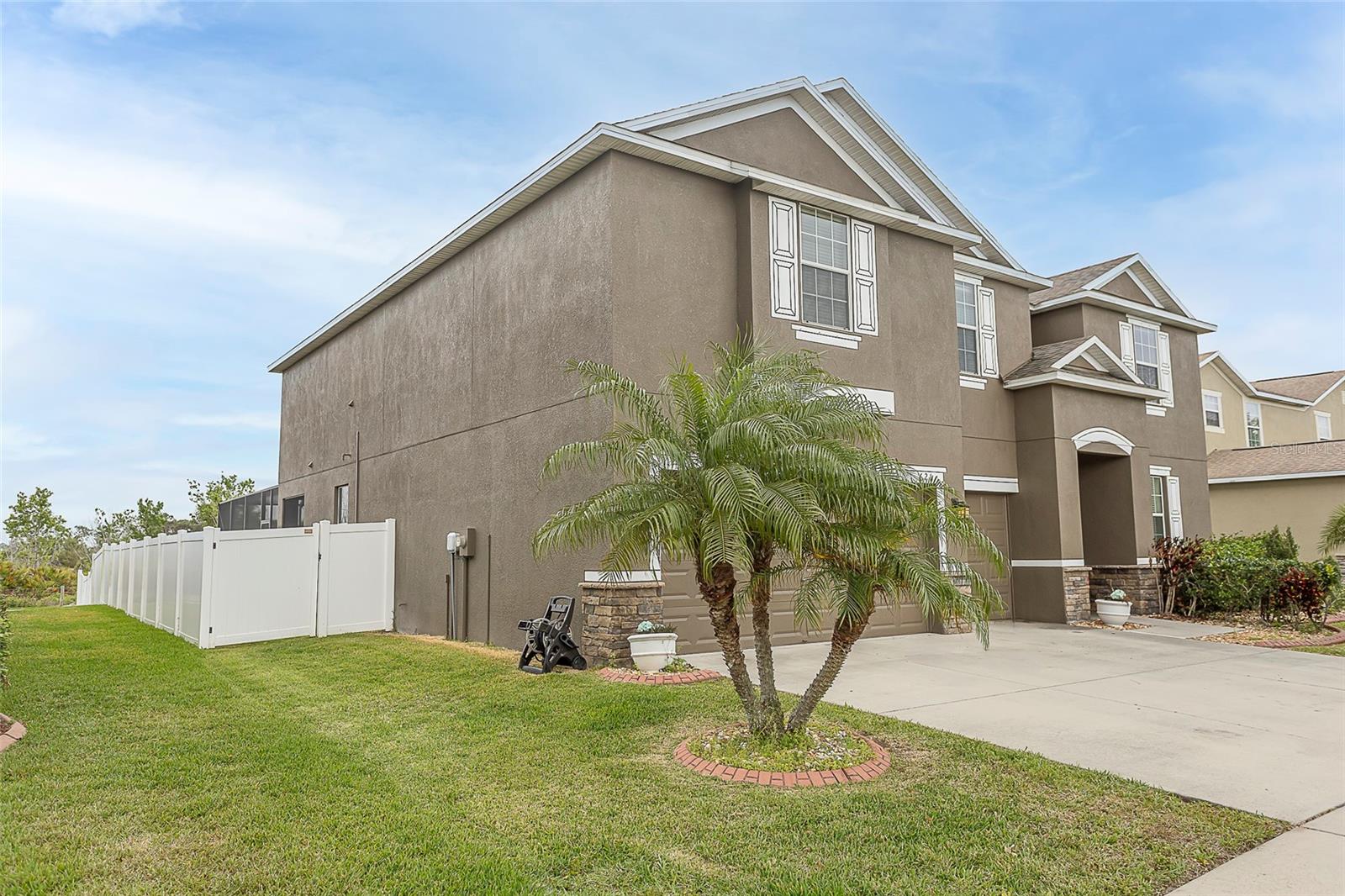 621 WASHITA STONE DRIVE