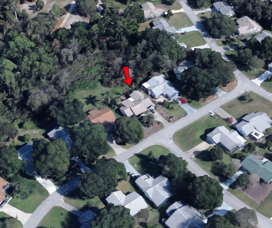 MOTIVATED SELLER!
Welcome to Scottish Highlands, a sought-after 55+ resort-style community in Leesburg, FL. This expanded model features 1,736 sq. ft. of open living space and a serene nature view out back.
Enjoy outstanding amenities including an Olympic-size indoor pool, outdoor pool, spa, pickleball, tennis, clubhouse activities, and more. HOA fees of just $215/month cover internet, basic cable, private sewer, and all community amenities. RV/boat/trailer storage is also available.
Close to shopping, dining, and medical centers, Scottish Highlands offers the perfect mix of comfort, convenience, and active living.
Schedule your private showing today and start living the Florida lifestyle!