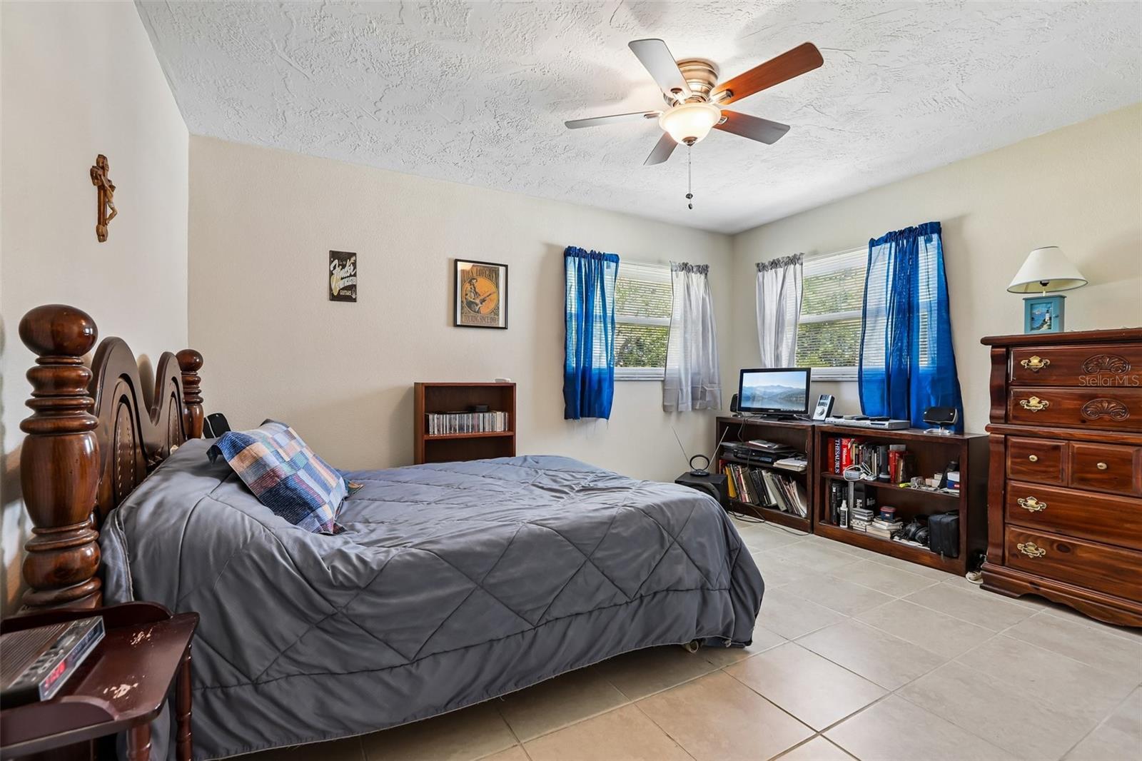 CURLEW GROVES UNIT TWO - Residential