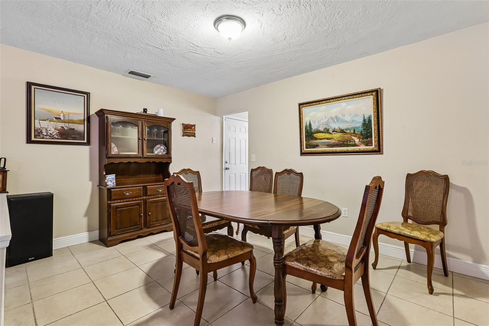 CURLEW GROVES UNIT TWO - Residential