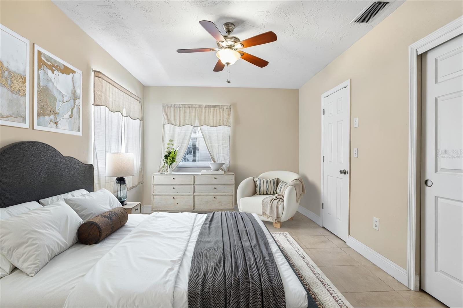 CURLEW GROVES UNIT TWO - Residential