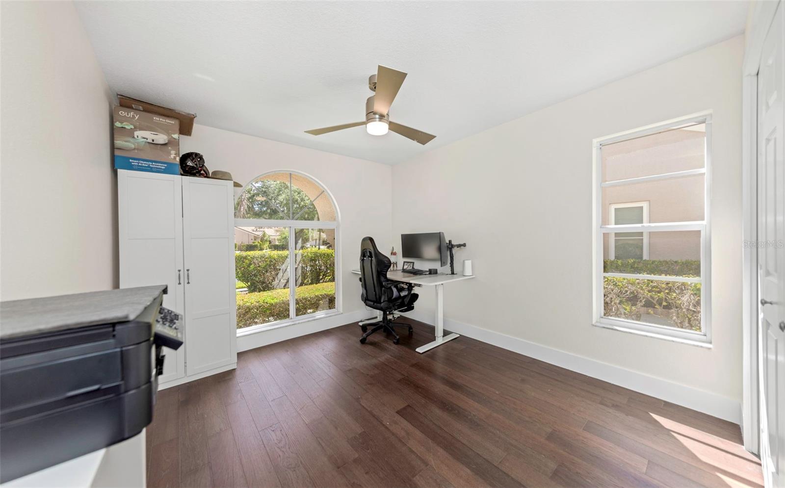 SALEM SQUARE - Residential Lease