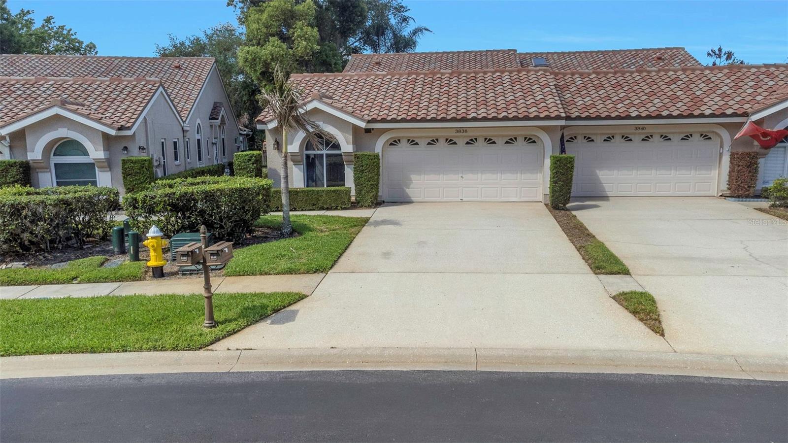 SALEM SQUARE - Residential Lease