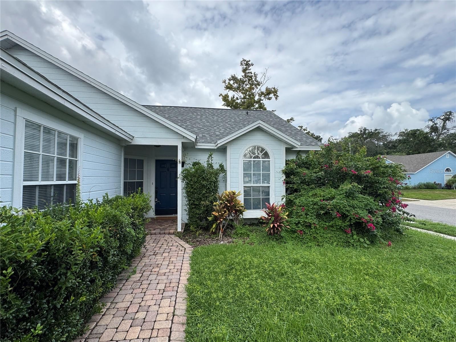 This beautifully updated 4BR/2BA home features an open floor plan, a modern kitchen with quartz countertops, stainless steel appliances, and soft-close gray cabinets. Enjoy tile flooring in main areas, new carpet in bedrooms, and real wood floors in one room. The spacious master suite includes a huge walk-in closet and a stunning bath with dual sinks and custom tile.
Bonus room, French doors, window seat, and a private, fenced yard with a pavered patio complete the package.
Great location near schools, shopping, and highways. Schedule your private tour today!