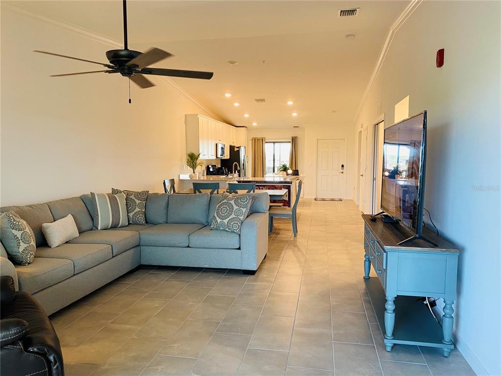 LAKEWOOD NATIONAL GOLF CULB PH II - Residential Lease