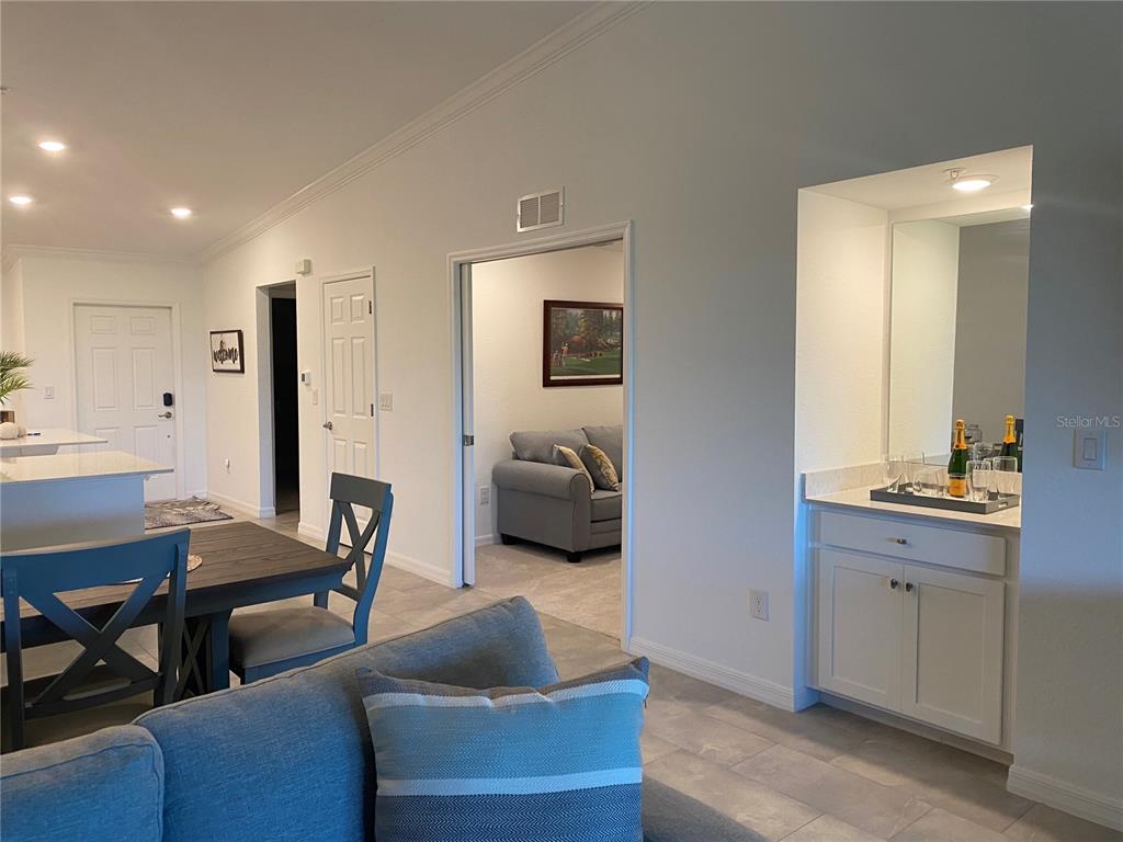 LAKEWOOD NATIONAL GOLF CULB PH II - Residential Lease