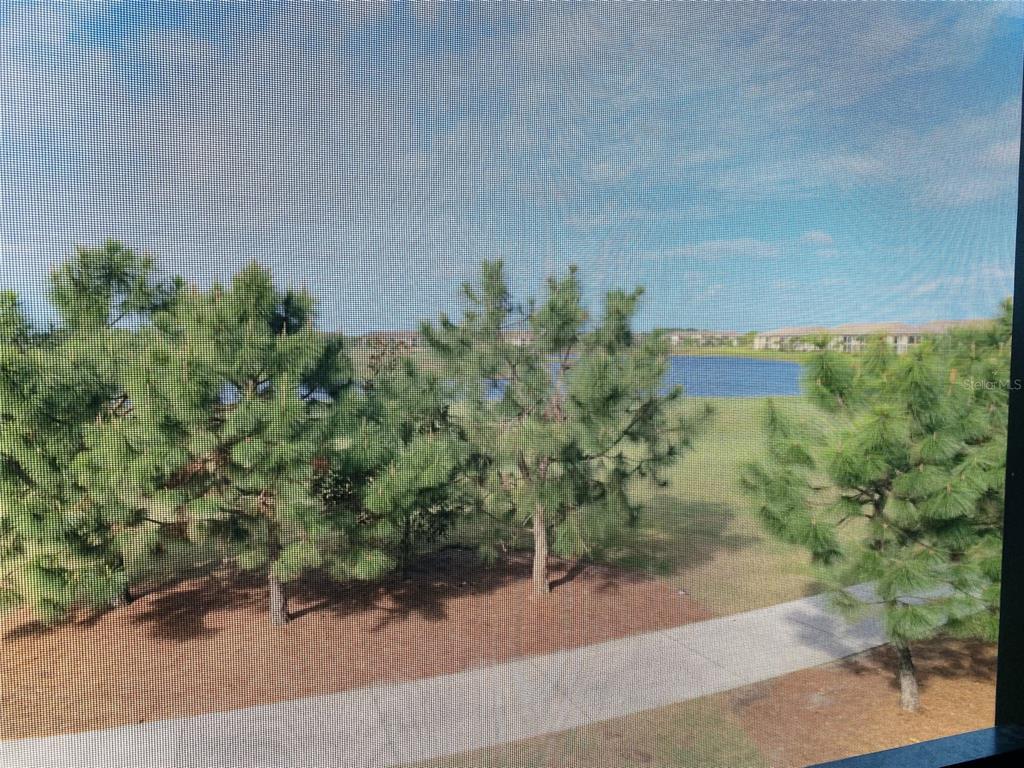 LAKEWOOD NATIONAL GOLF CULB PH II - Residential Lease