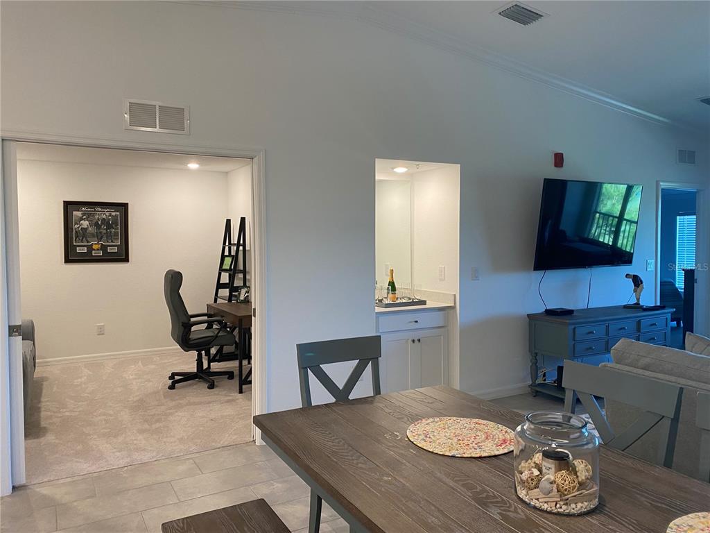 LAKEWOOD NATIONAL GOLF CULB PH II - Residential Lease