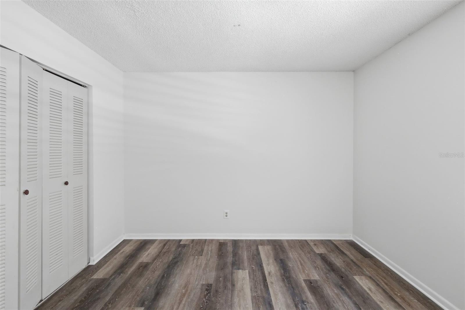 EDGEWATER CONDO APTS - Residential