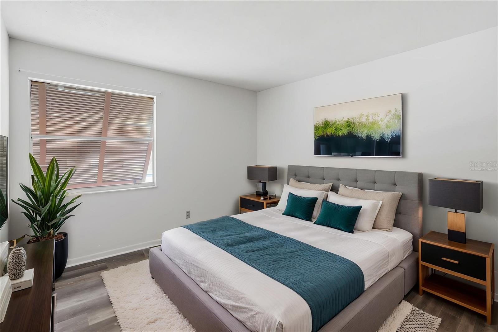 EDGEWATER CONDO APTS - Residential