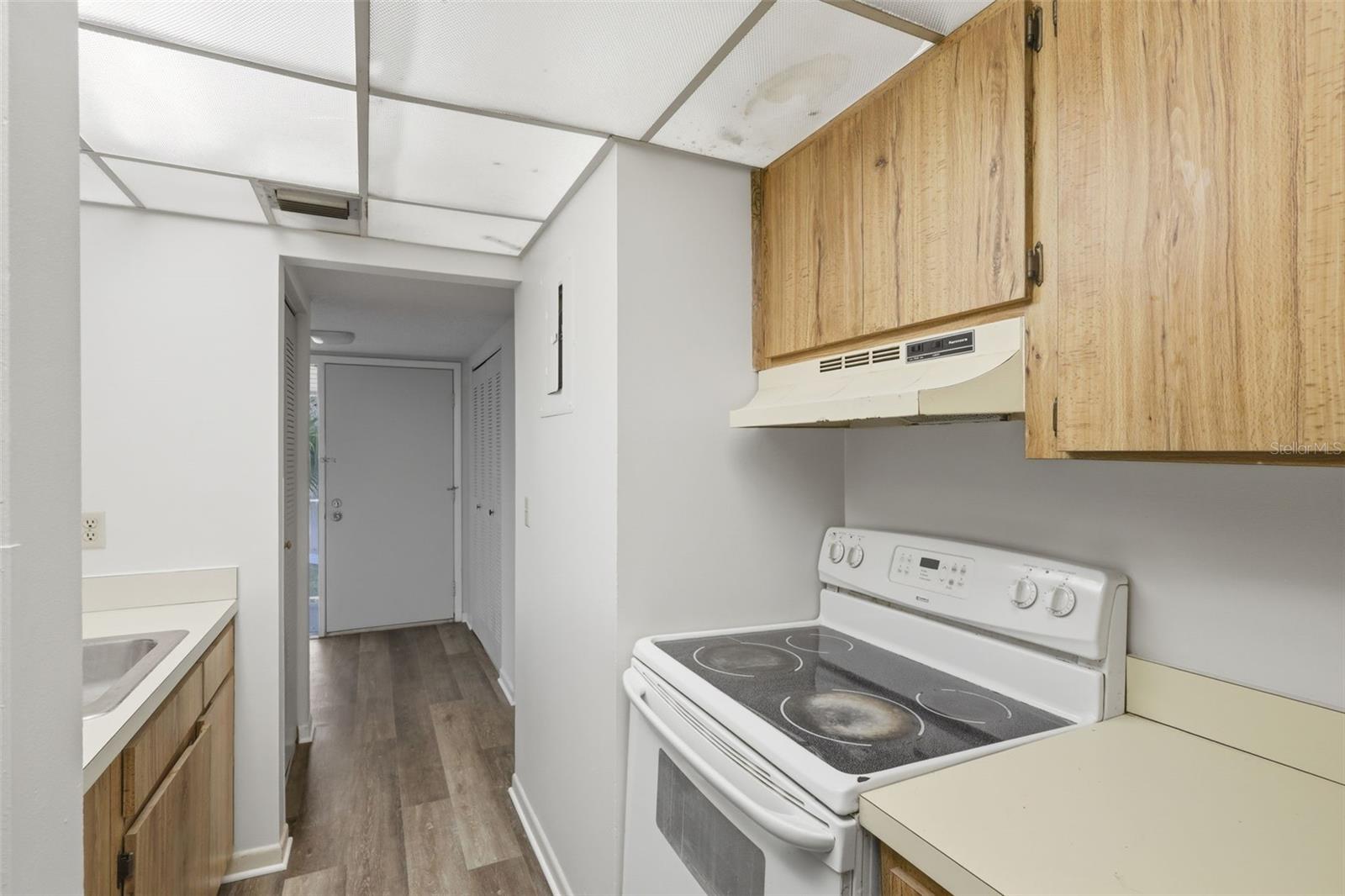 EDGEWATER CONDO APTS - Residential