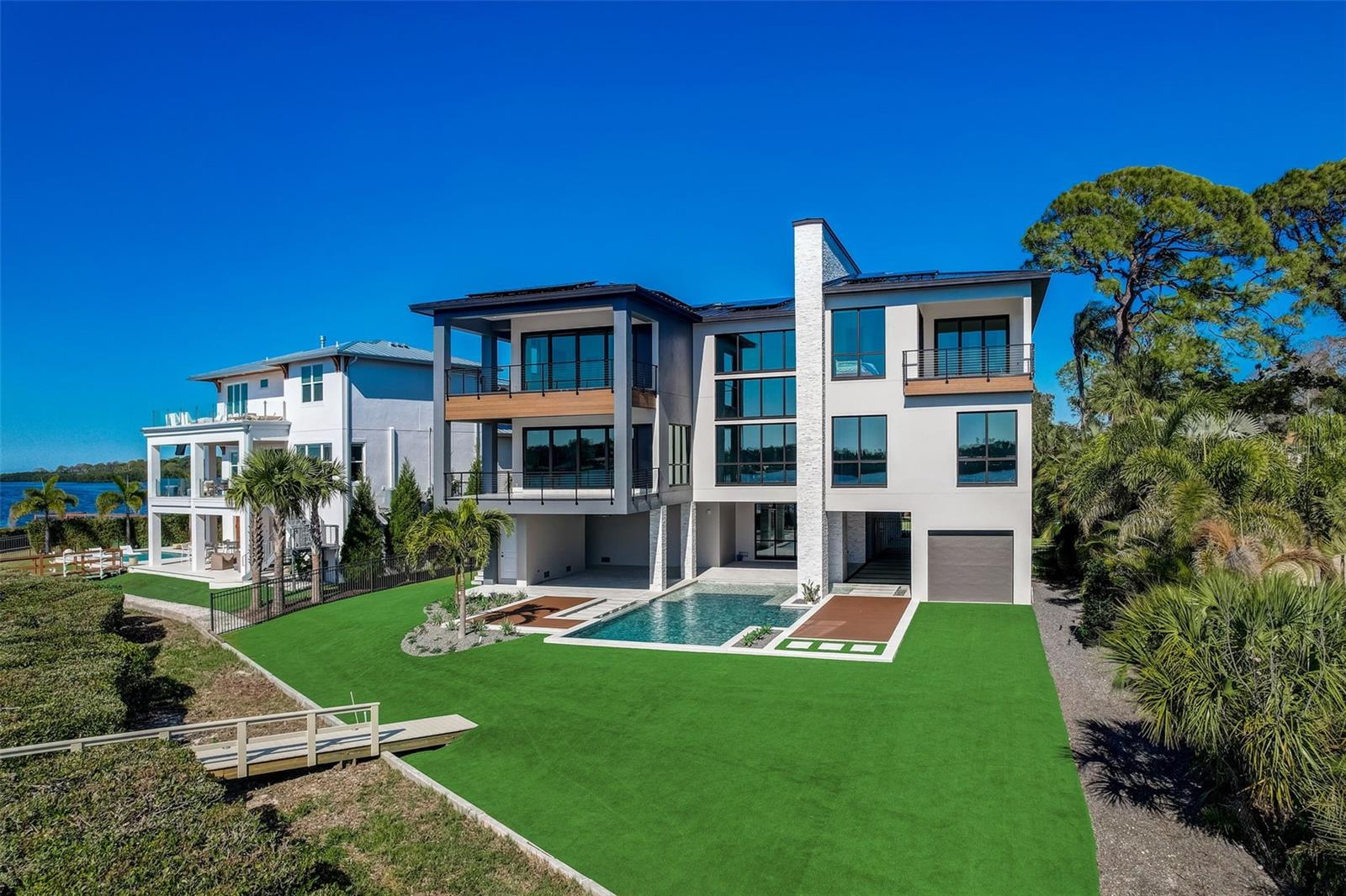 INDIAN POINT - Residential