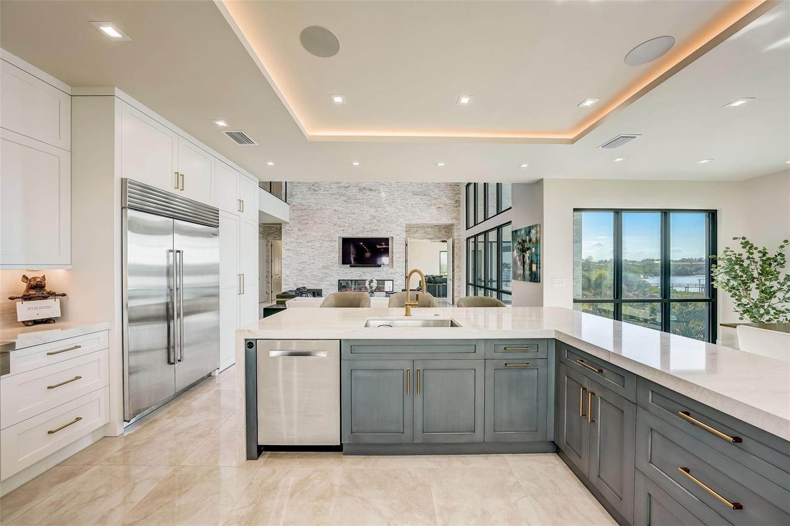 INDIAN POINT - Residential