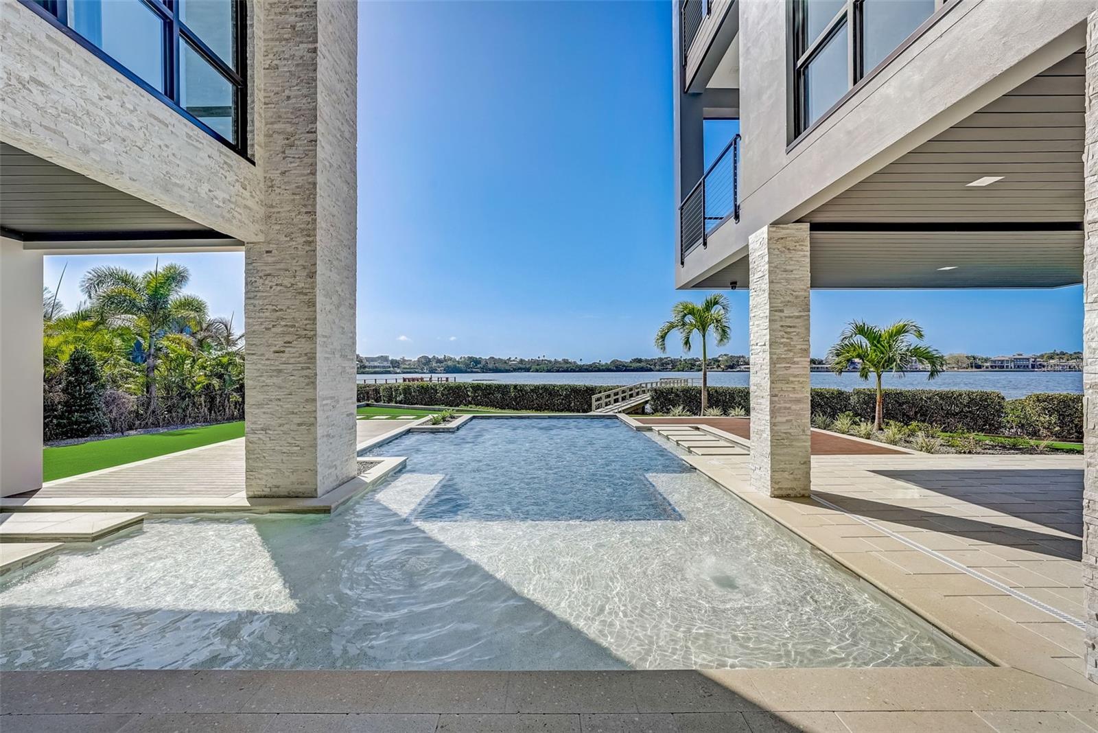 INDIAN POINT - Residential