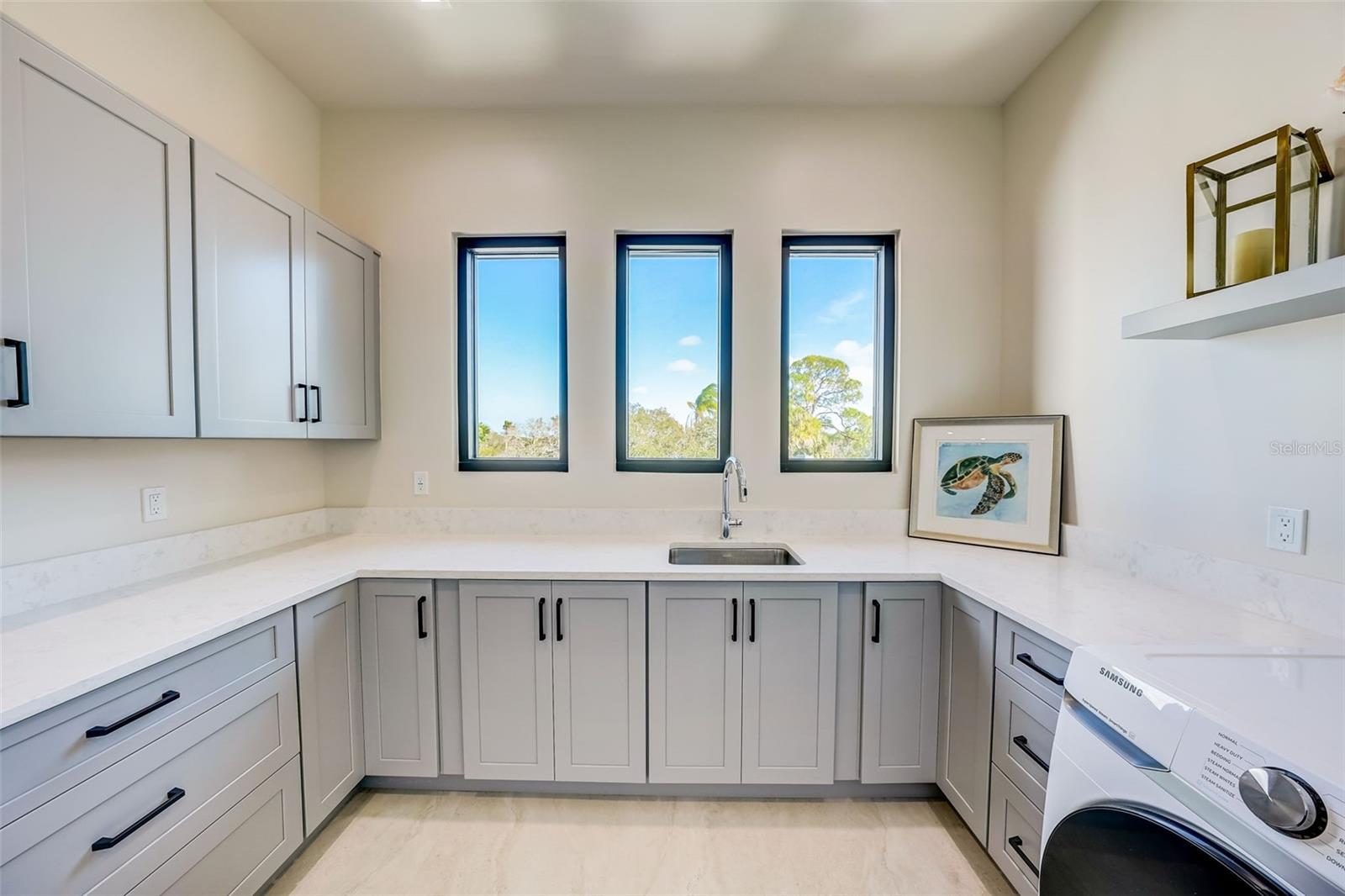 INDIAN POINT - Residential