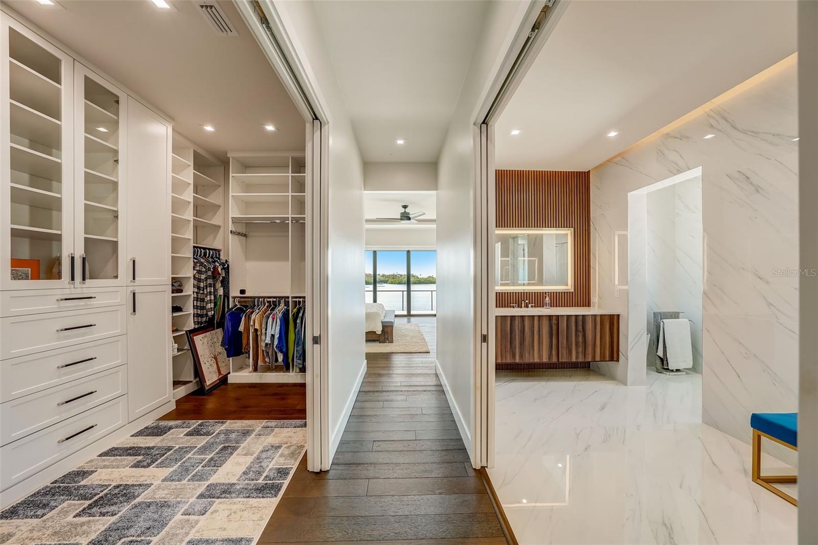 INDIAN POINT - Residential