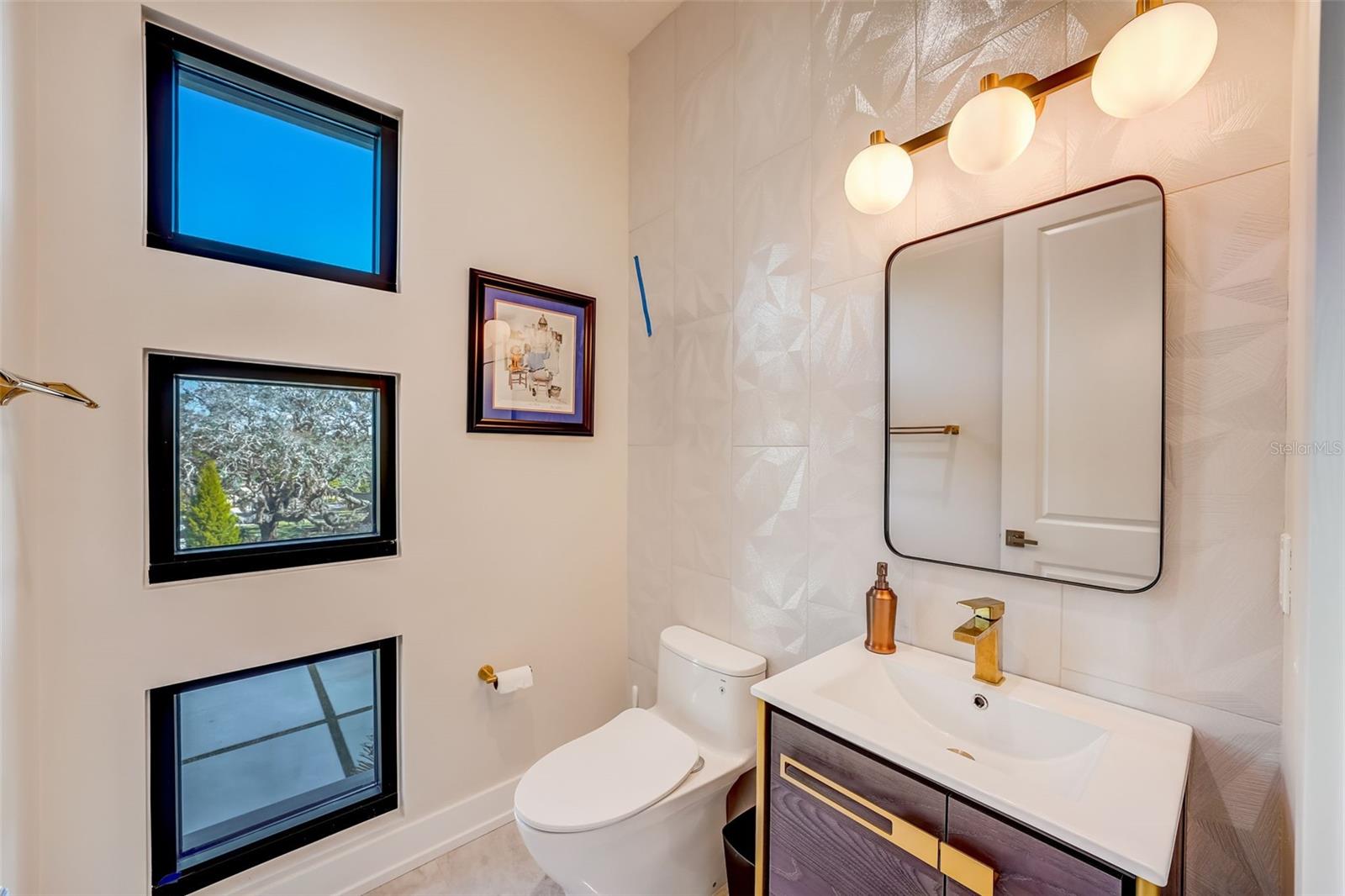 INDIAN POINT - Residential