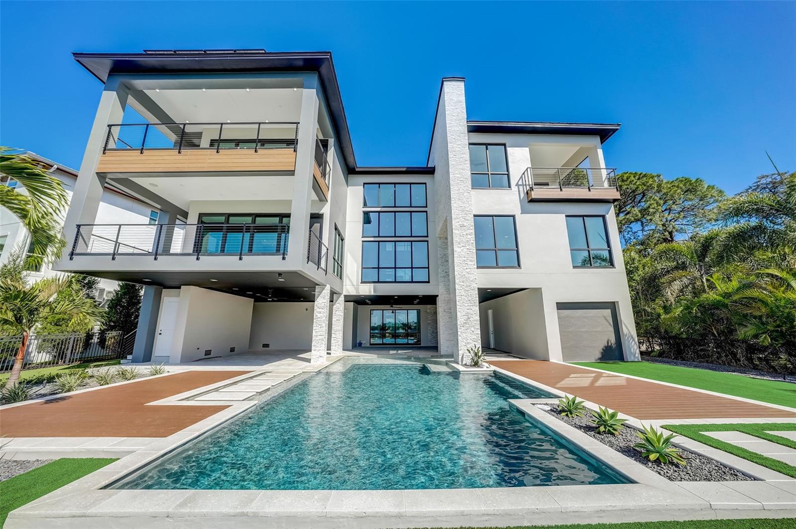 INDIAN POINT - Residential