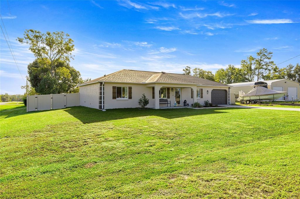 Photo of 13 Spruce Pass, Ocala, FL 34472 (MLS # OM711134)