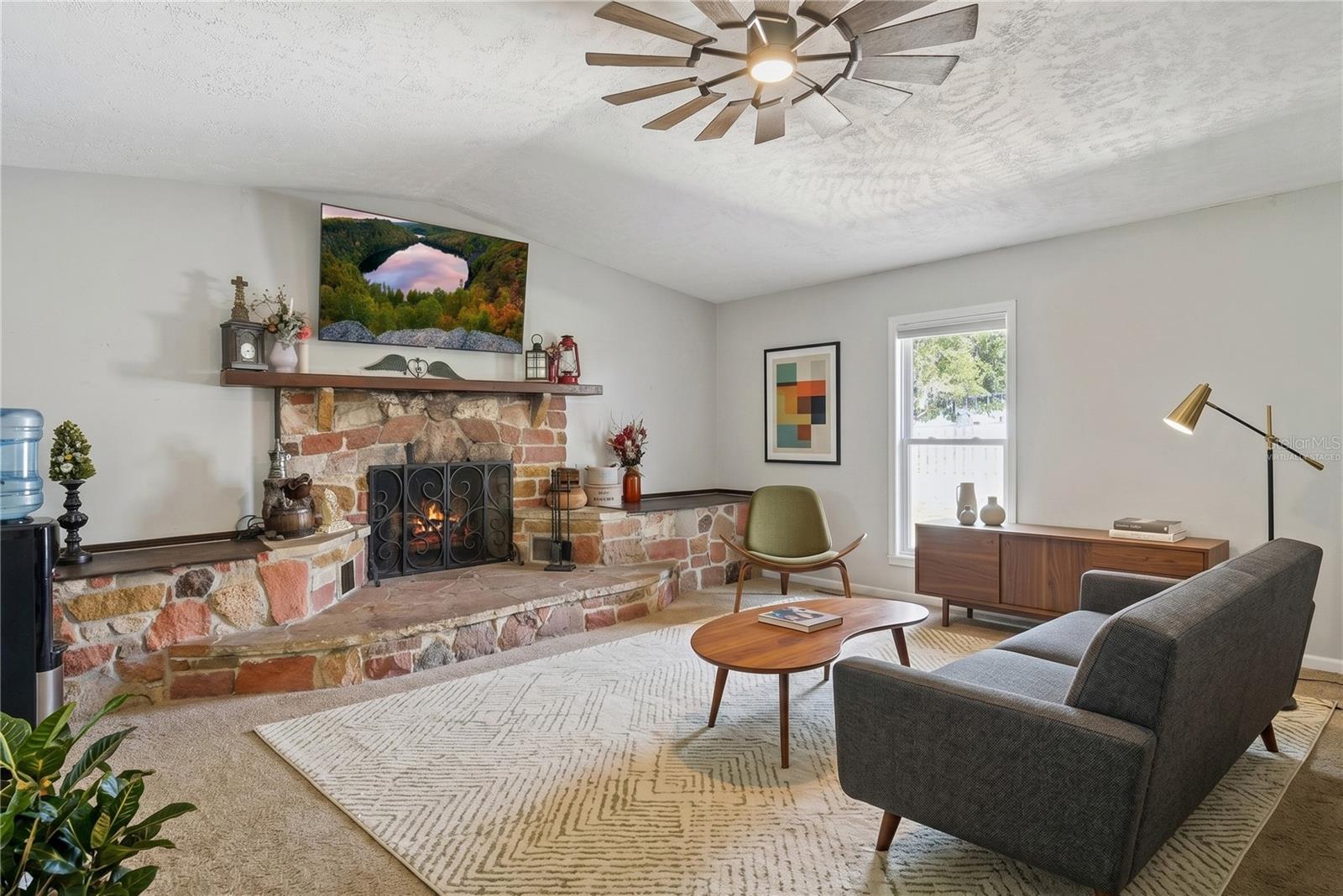 MOUNT DORA GULLERS HOMESTEAD - Residential