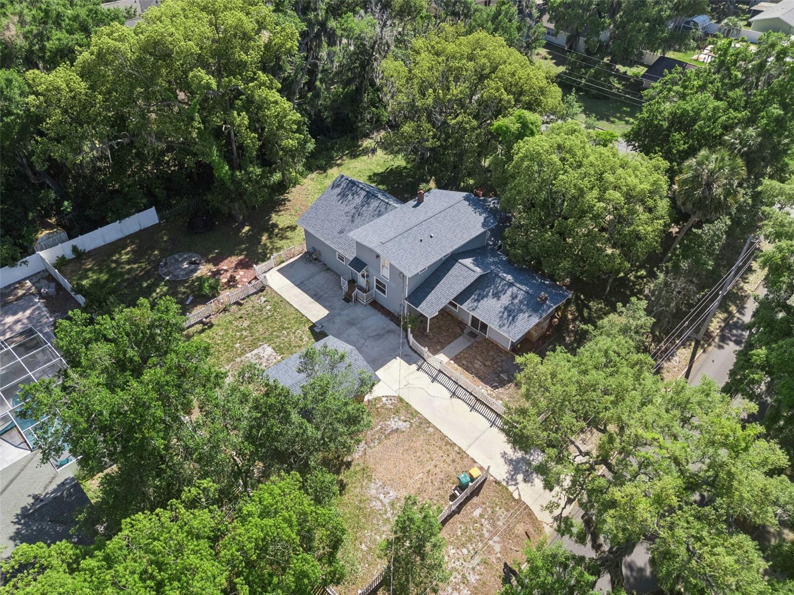 MOUNT DORA GULLERS HOMESTEAD - Residential