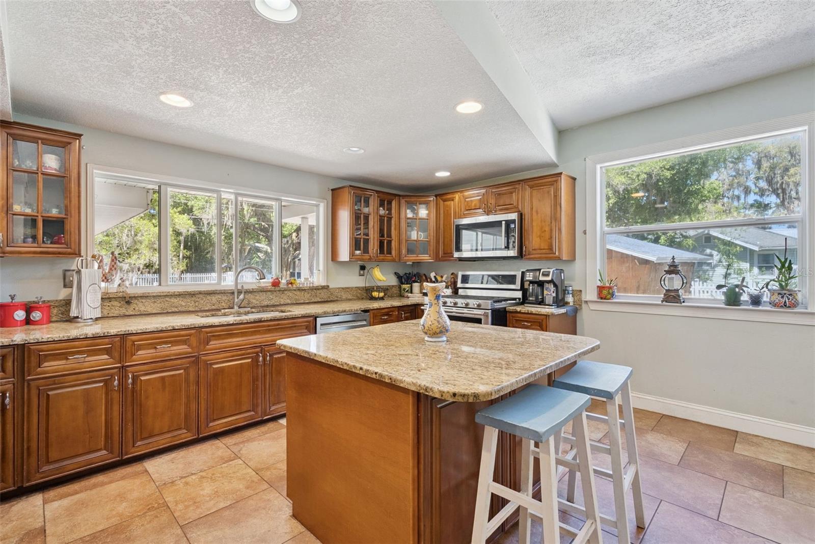 MOUNT DORA GULLERS HOMESTEAD - Residential