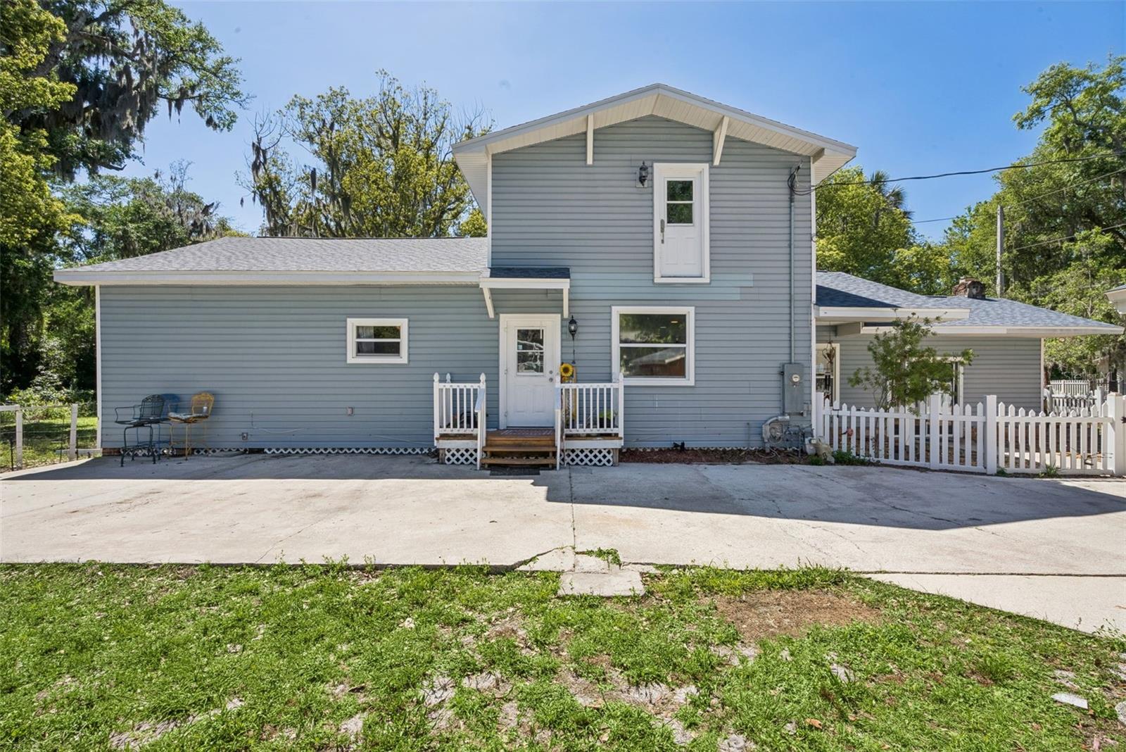 MOUNT DORA GULLERS HOMESTEAD - Residential