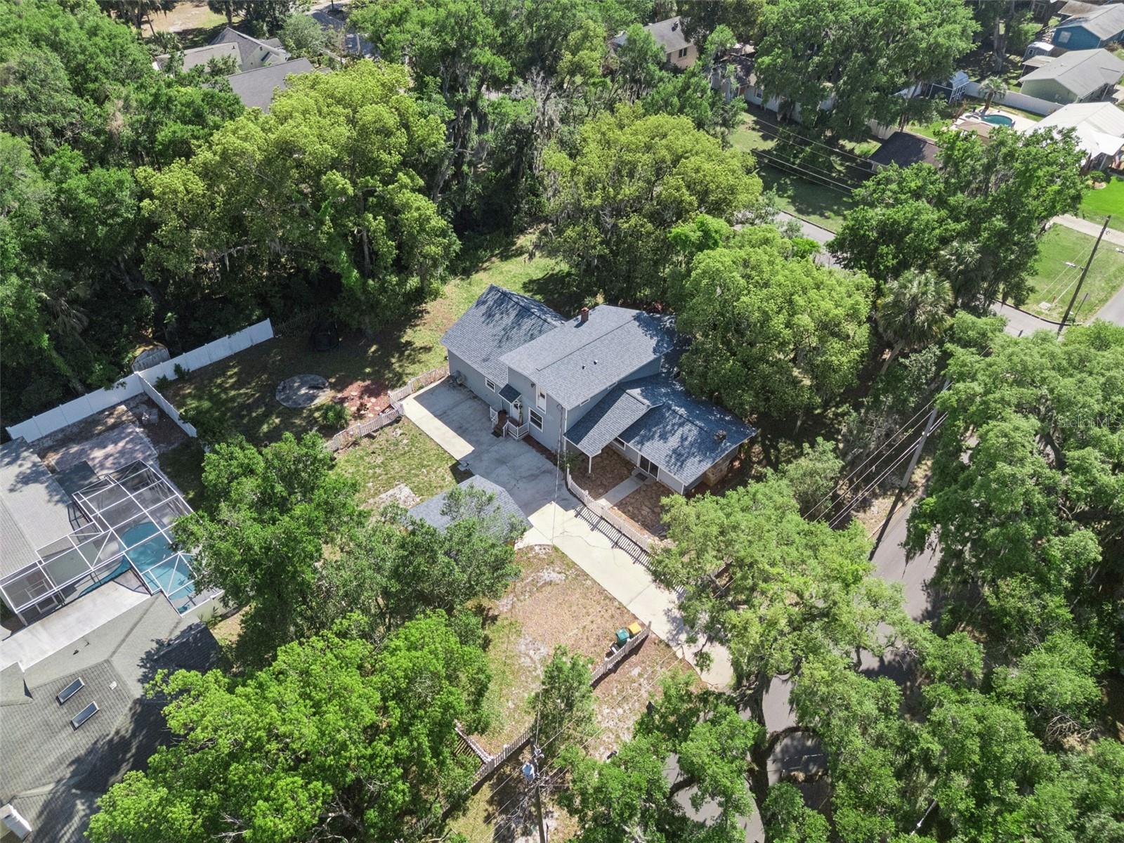 MOUNT DORA GULLERS HOMESTEAD - Residential
