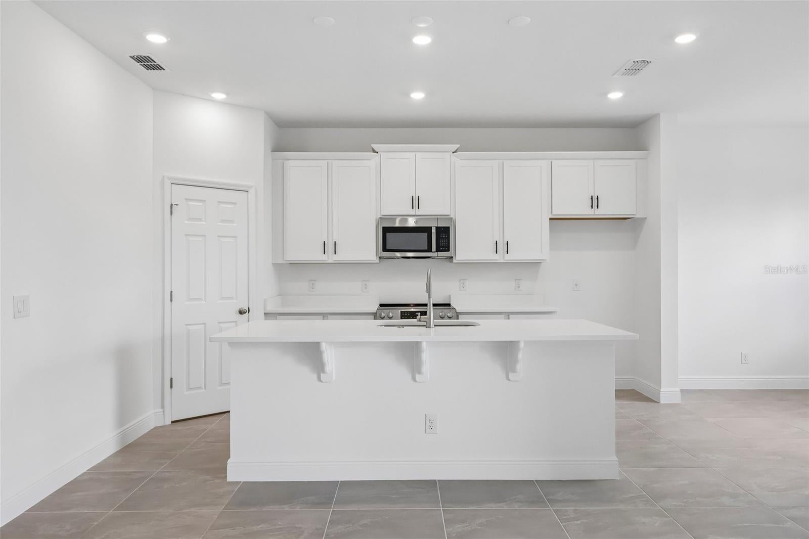 7272 ROLLING LEAF ROAD