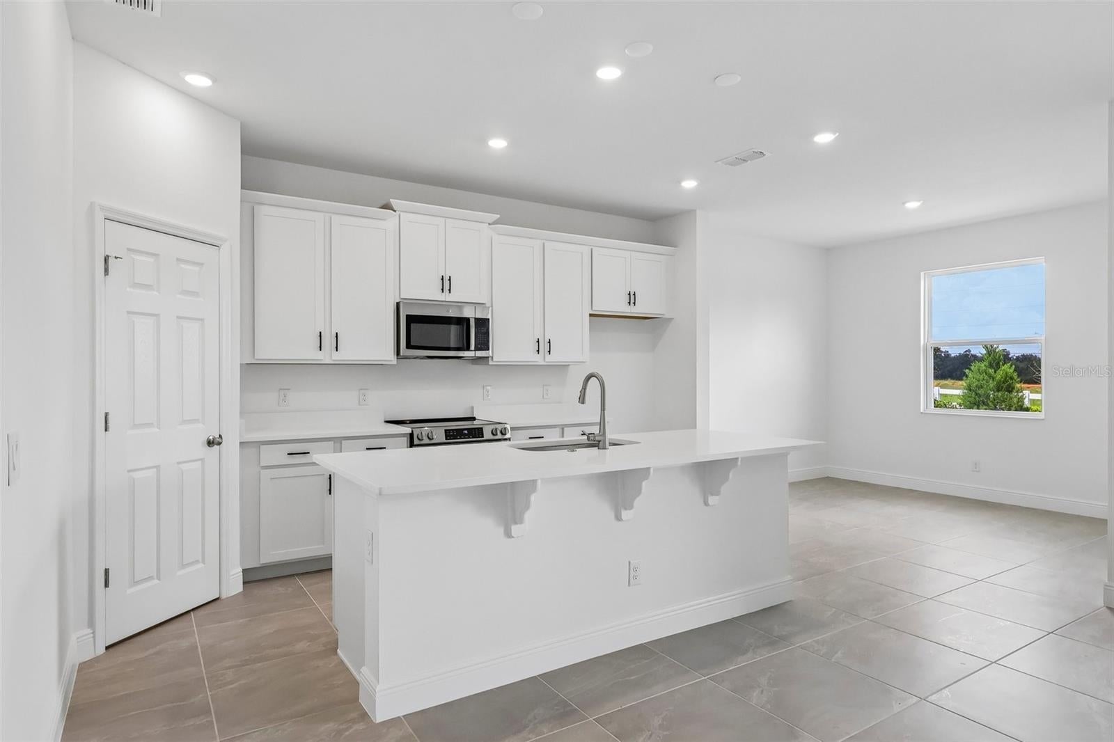 7272 ROLLING LEAF ROAD