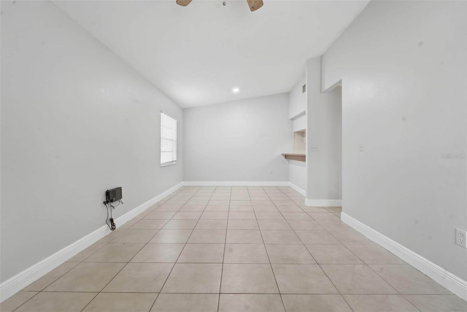 CRYSTAL GROVE - Residential Income