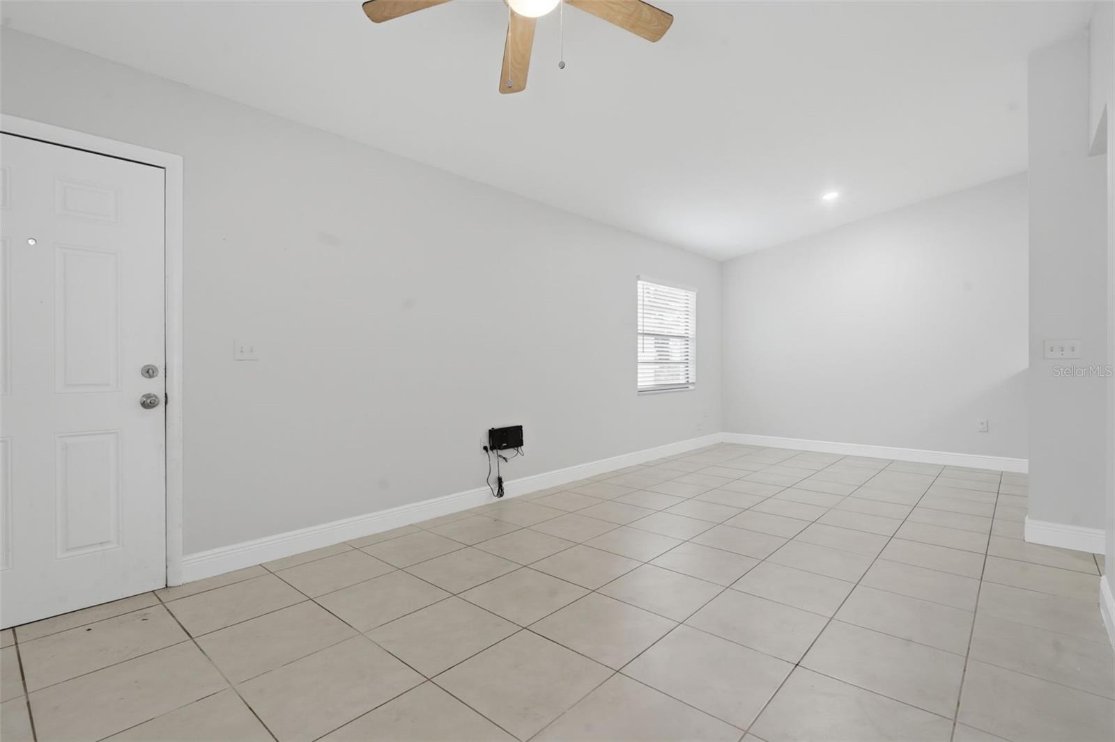 CRYSTAL GROVE - Residential Income