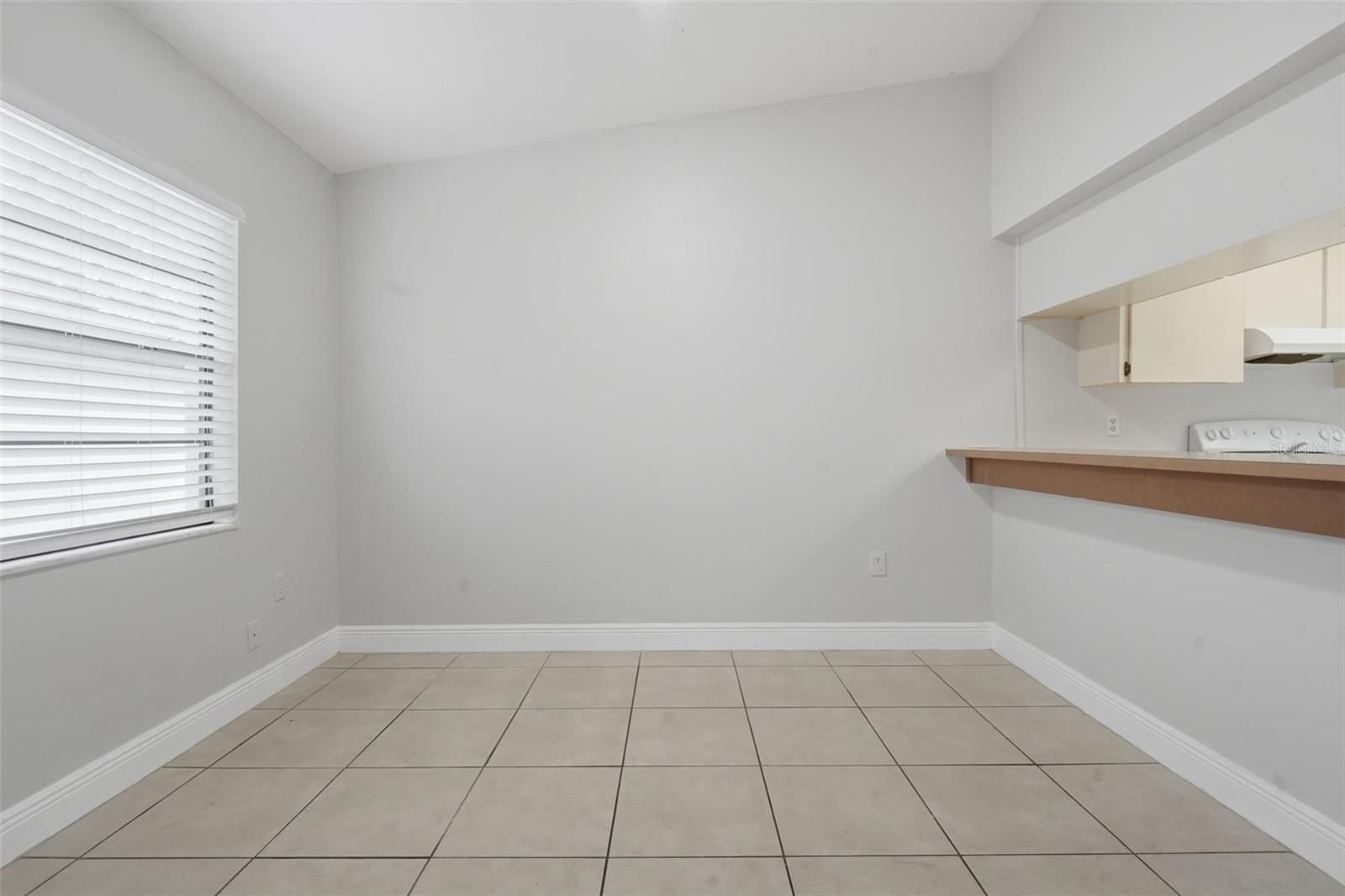 CRYSTAL GROVE - Residential Income