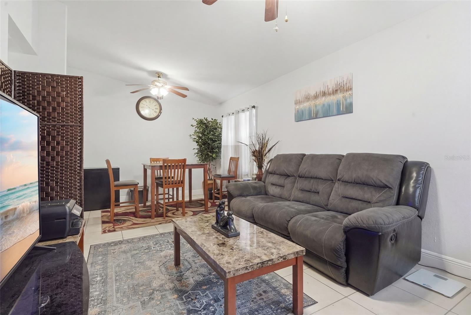 CRYSTAL GROVE - Residential Income