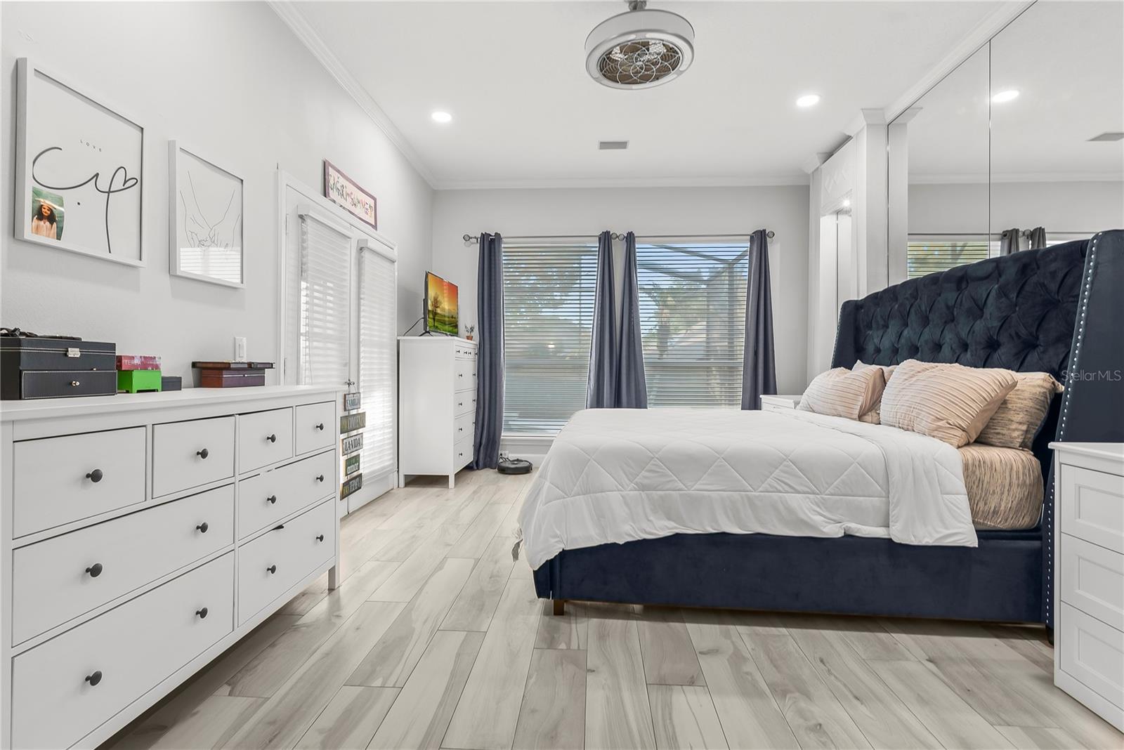 DIAMOND COVE - Residential