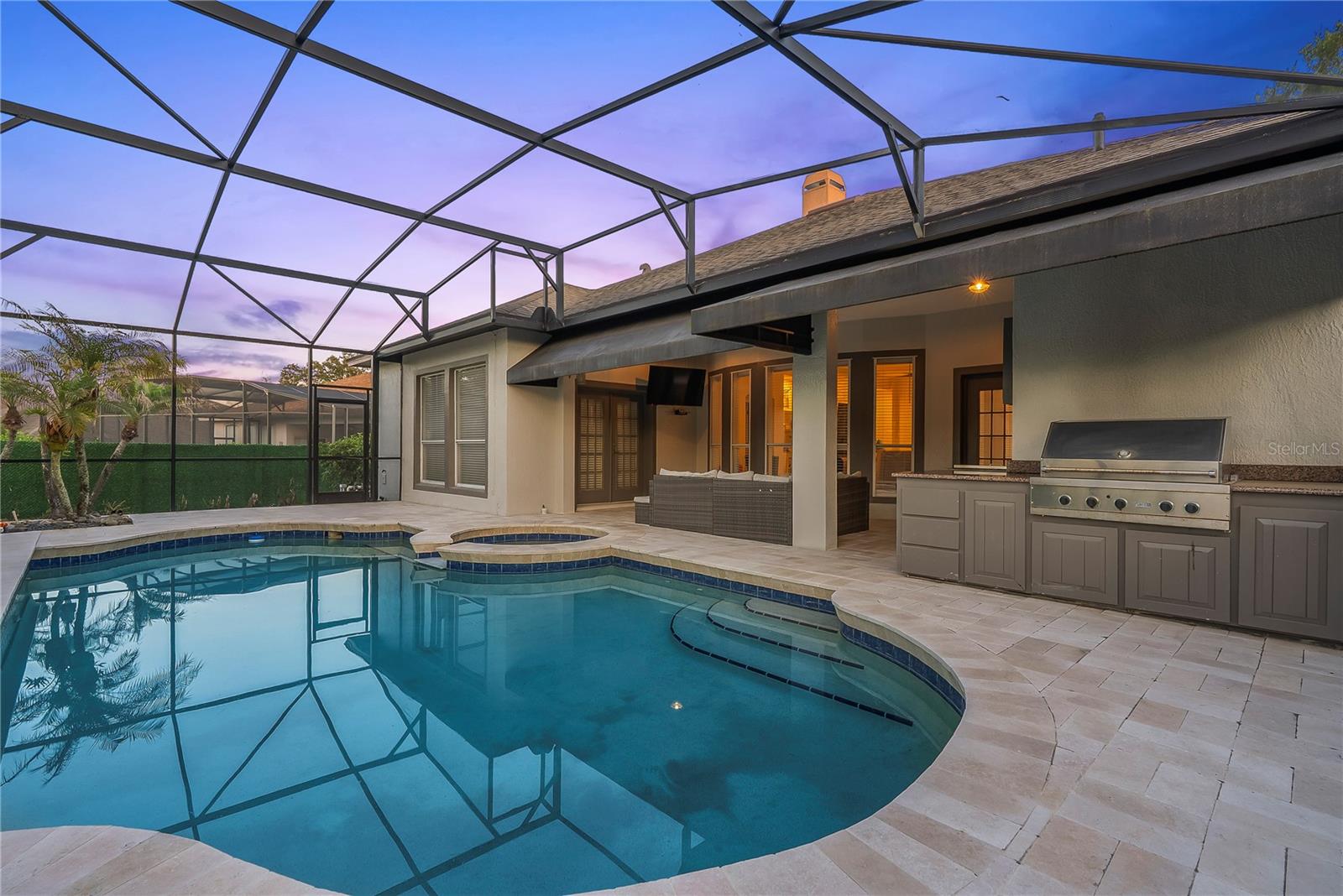 8039 SOLITAIRE COURT