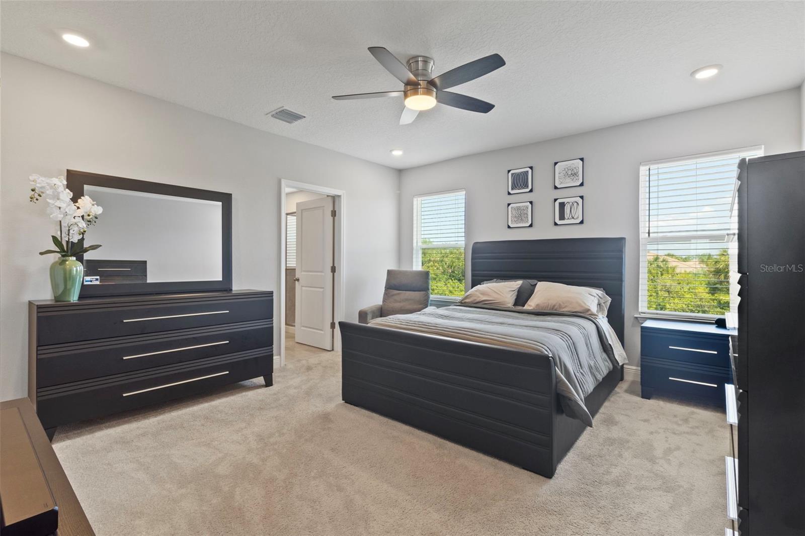 MANGROVE MANOR PH 1 - Residential