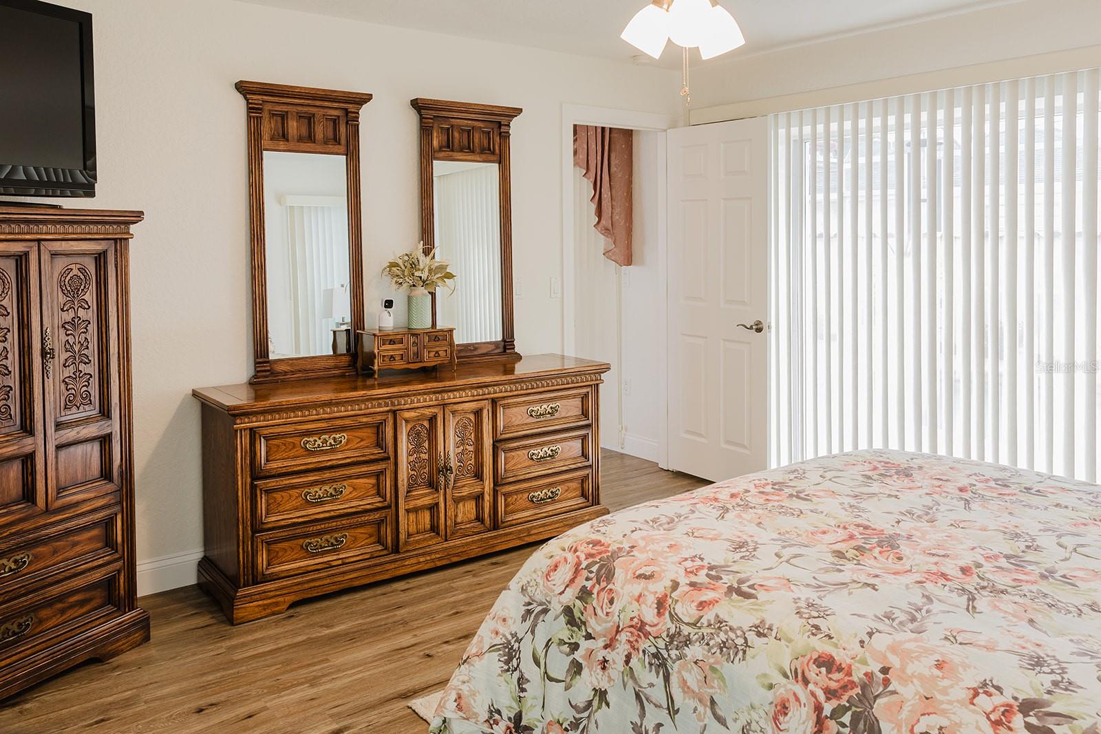 ASPEN VILLAGE - Residential