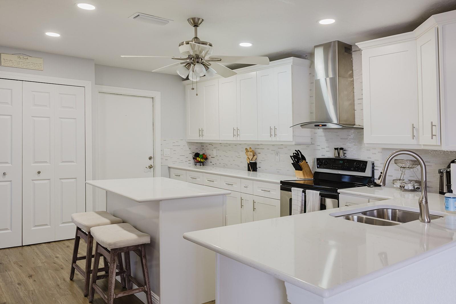 ASPEN VILLAGE - Residential