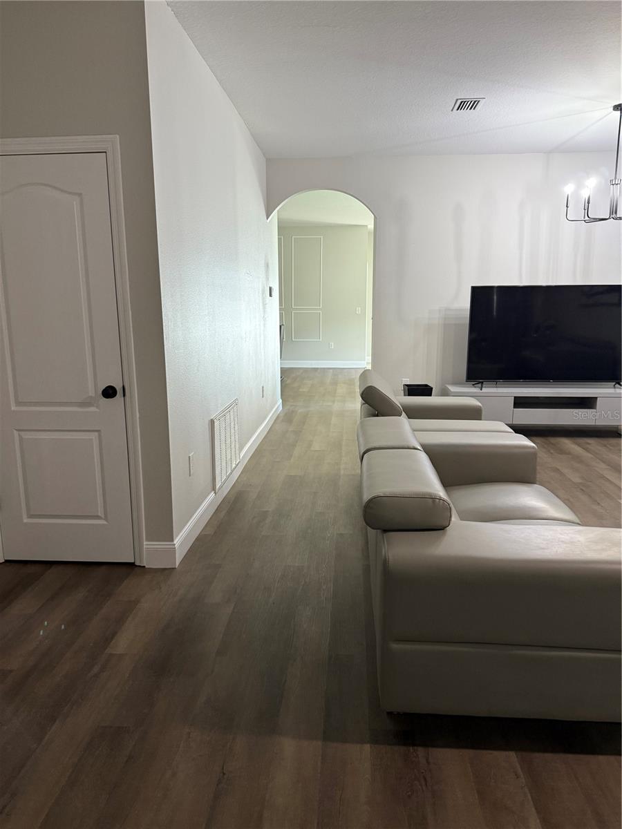 WHISPERING WOODS PH 1 - Residential Lease